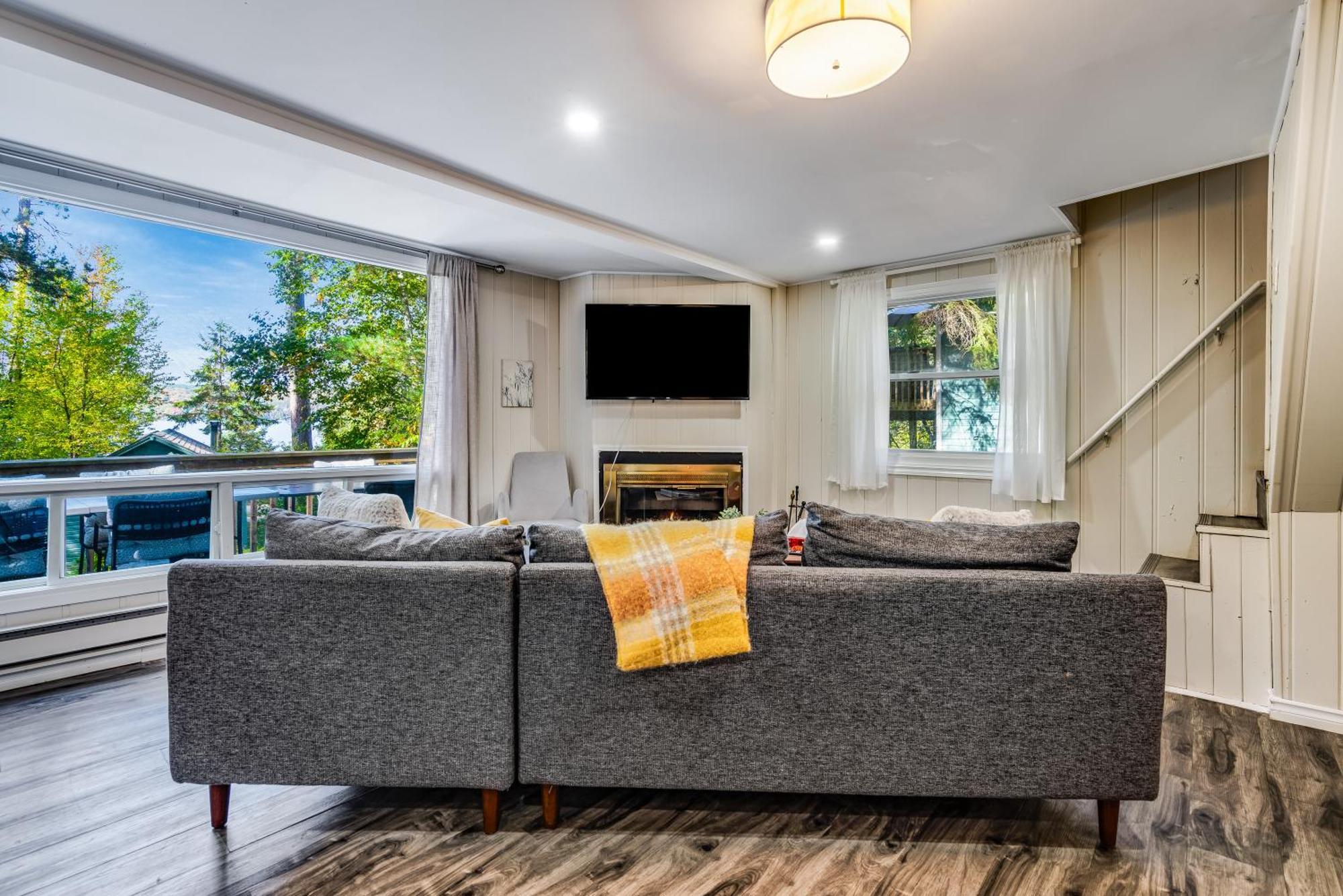 Muskoka Waterfront Retreat Villa Dwight Exterior photo