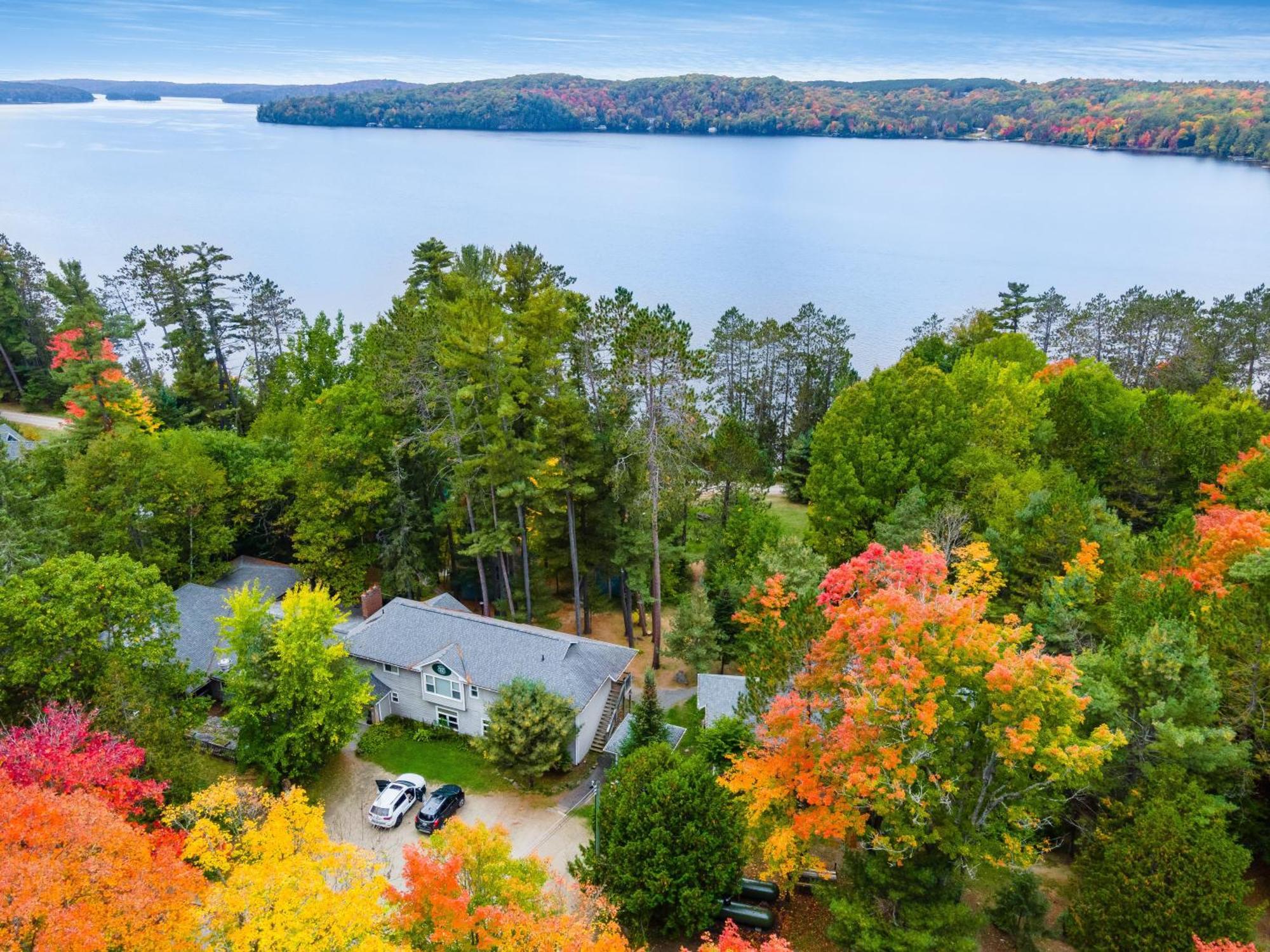 Muskoka Waterfront Retreat Villa Dwight Exterior photo